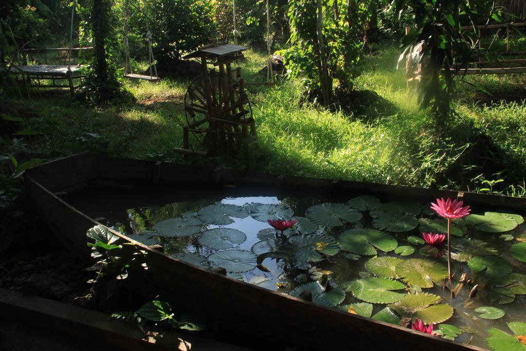 Nguyen Shack - Mekong Can Tho Villa Exterior photo