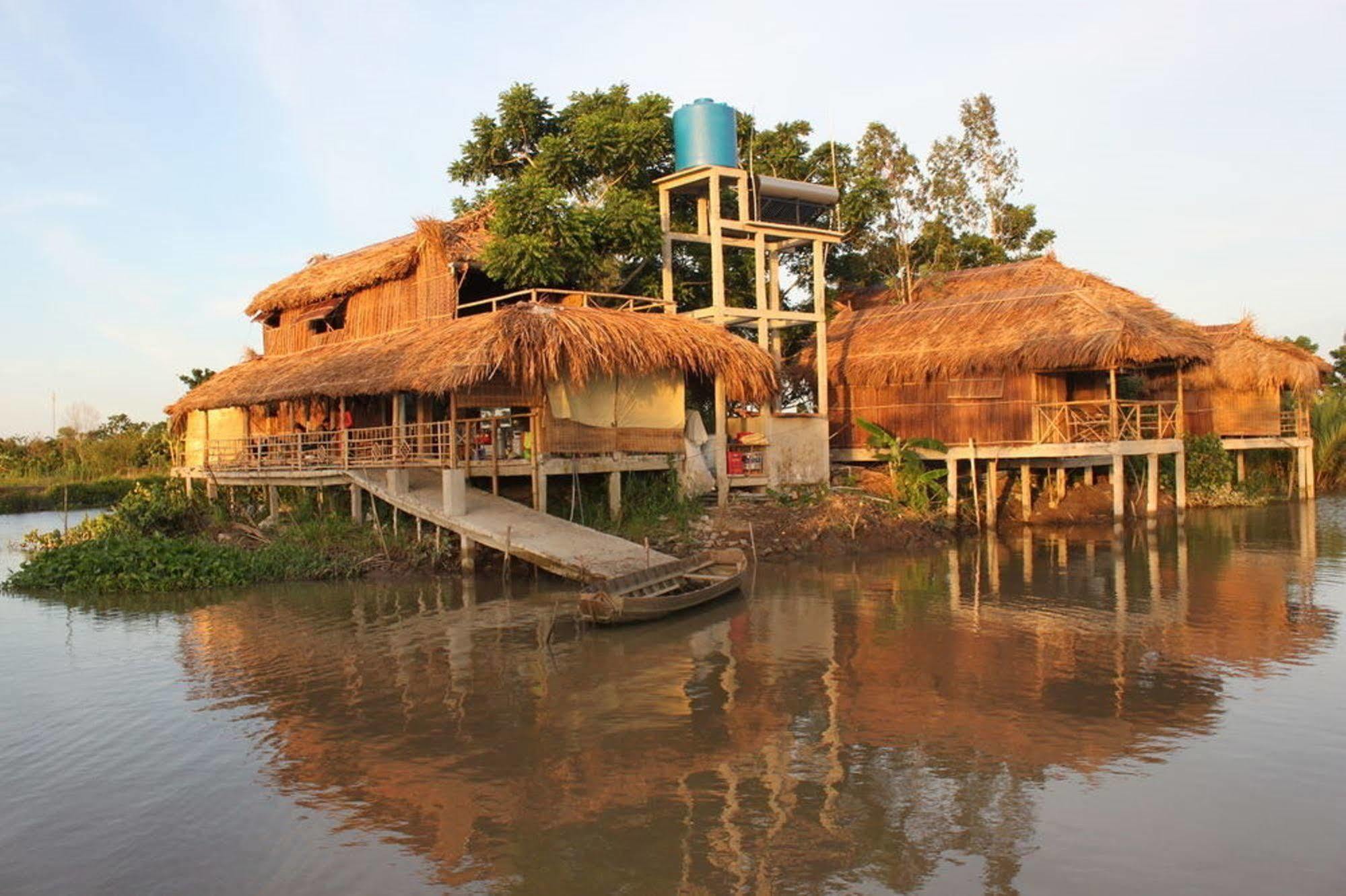 Nguyen Shack - Mekong Can Tho Villa Exterior photo