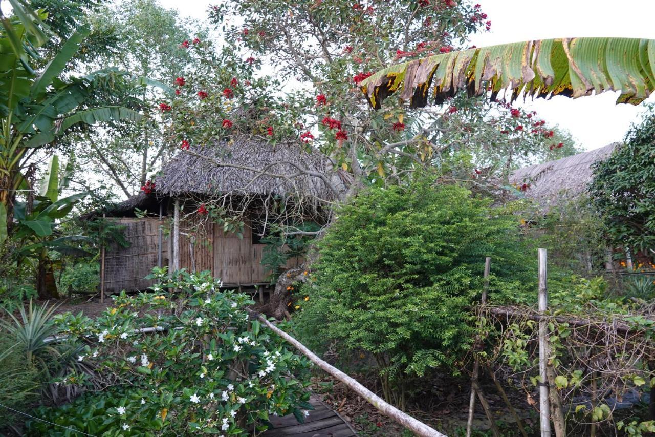 Nguyen Shack - Mekong Can Tho Villa Exterior photo